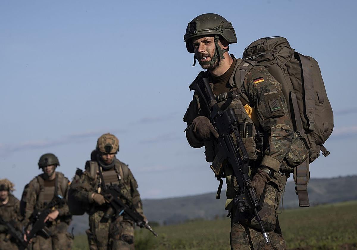 Soldados alemanes durante unas maniobras de la OTAN en Rumanía.