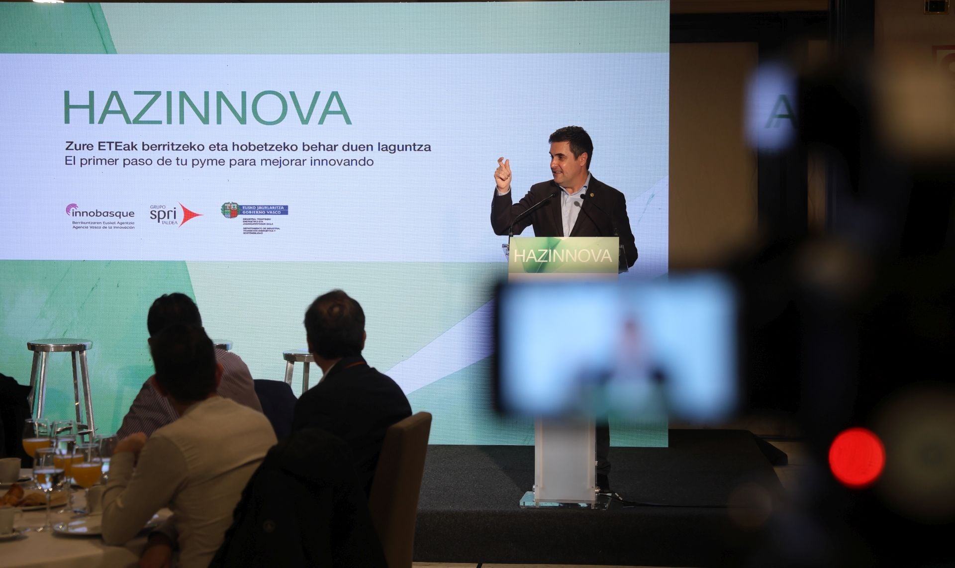 El Gobierno vasco elevará la inversión en I+D hasta el 3% del PIB para 2030
