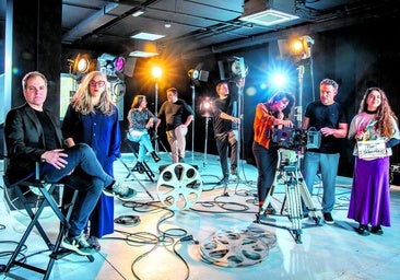 Galder Gaztelu-Urrutia, Lara Izagirre, Zuri Goikoetxea, David Pedrosa, Diego Kataryniuk, Larraitz Zuazo, Urko Olazabal y María Cerezuela en la Escuela de Cine del País Vasco.