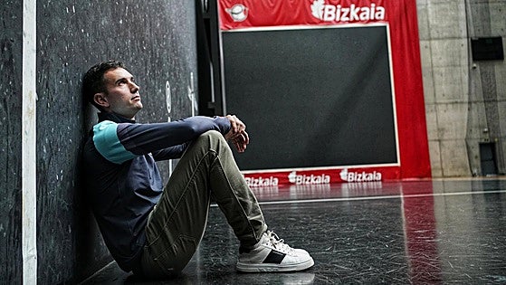 Urrutikoetxea: «Entré en un agujero negro, me daba miedo y no pude dar mi nivel en el frontón»