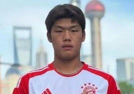 Muere a los 18 años un exfutbolista del equipo promesas del Bayern tras sufrir un golpe en un partido en España