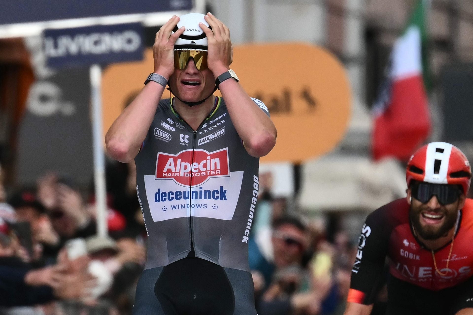 Van der Poel pone límites a Pogacar
