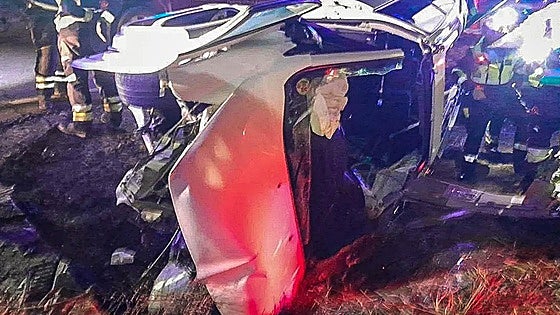Muere una mujer y sus hijos de 8 meses y 5 años en un accidente de tráfico en Palencia