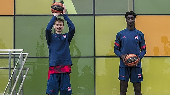Sidy Cissoko, ahora en la NBA, se acuerda de sus amigos del Baskonia