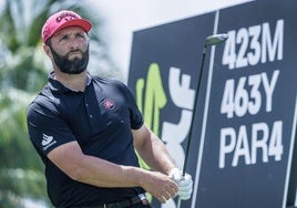 La remontada de Rahm en Miami se frena en una cadena de bunkers