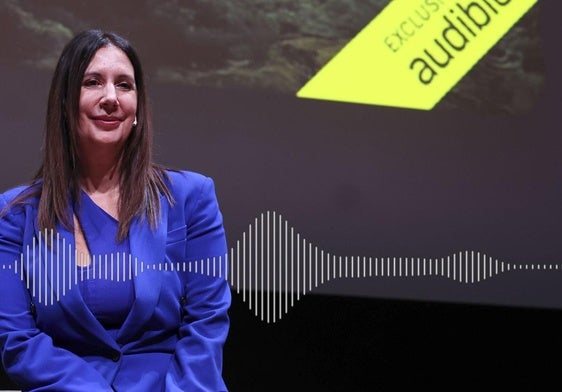 Dolores Redondo en la presentación de la ficción sonora en el Museo Guggenheim.