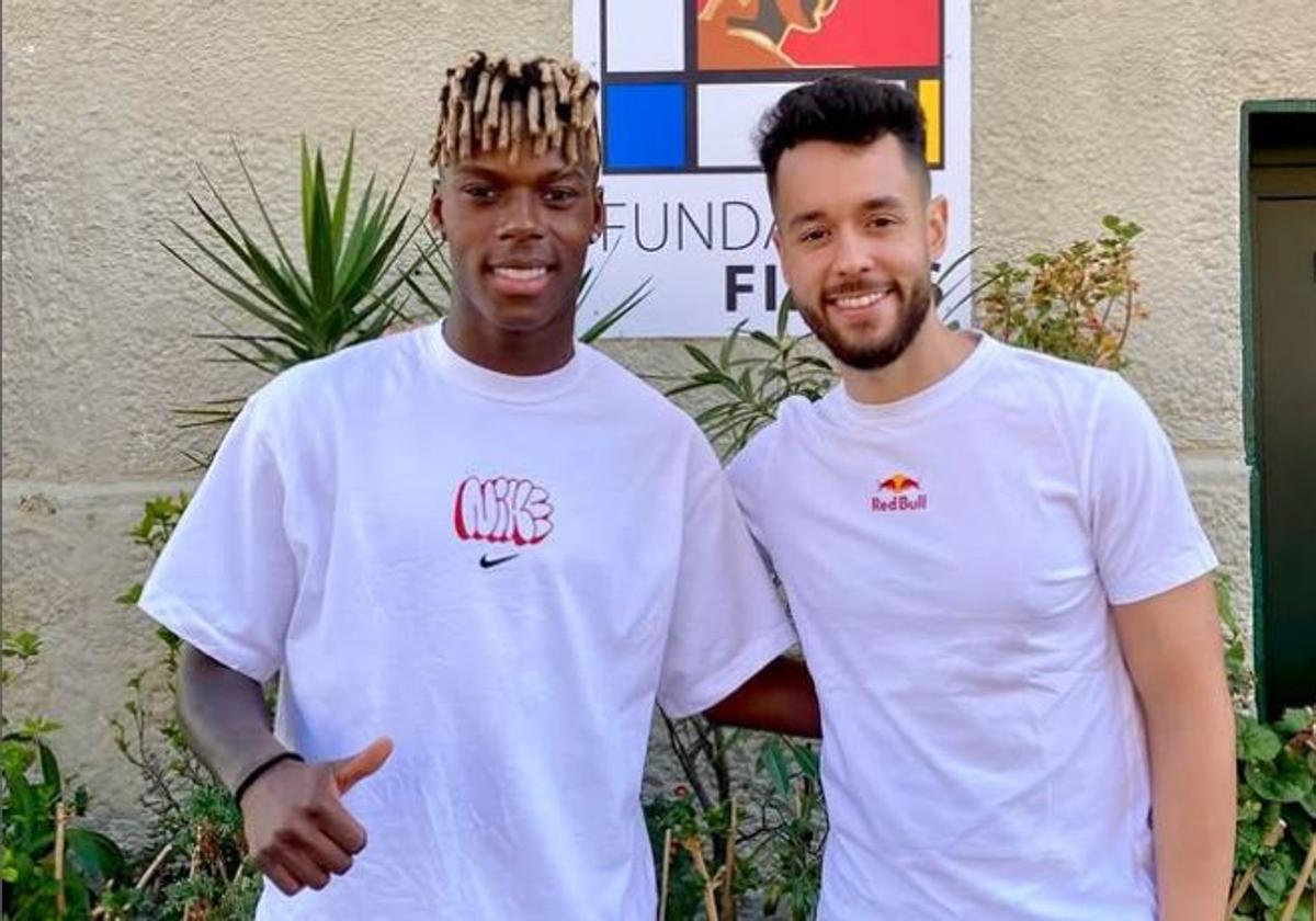 El gran gesto de Nico Williams y TheGrefg con una fundación vizcaína para menores en situación de vulnerabilidad
