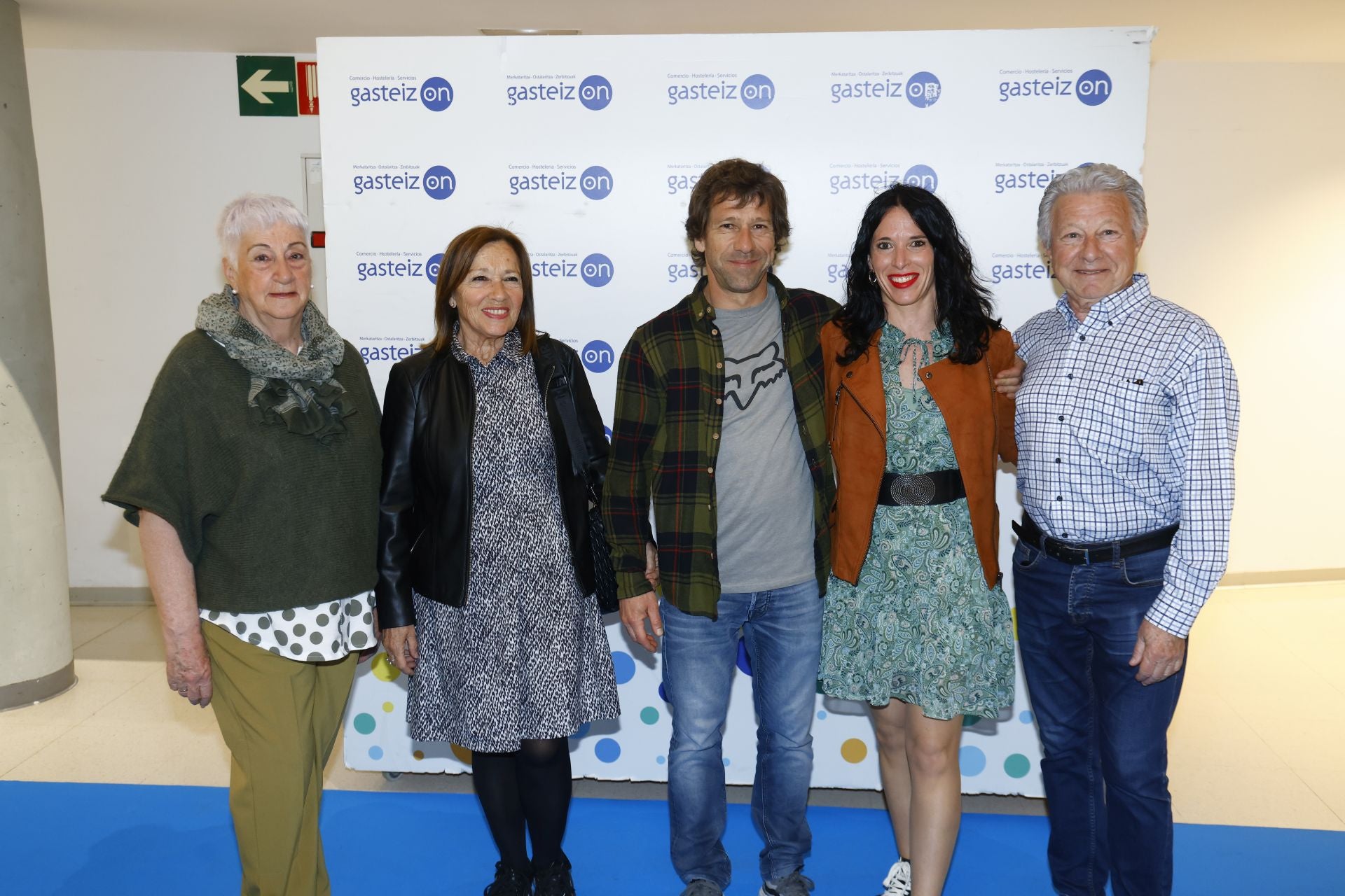 Pilar Alzola, Juana Herrero, Quique Álvarez, Iratxe Apodaca y Alfredo Álvarez.