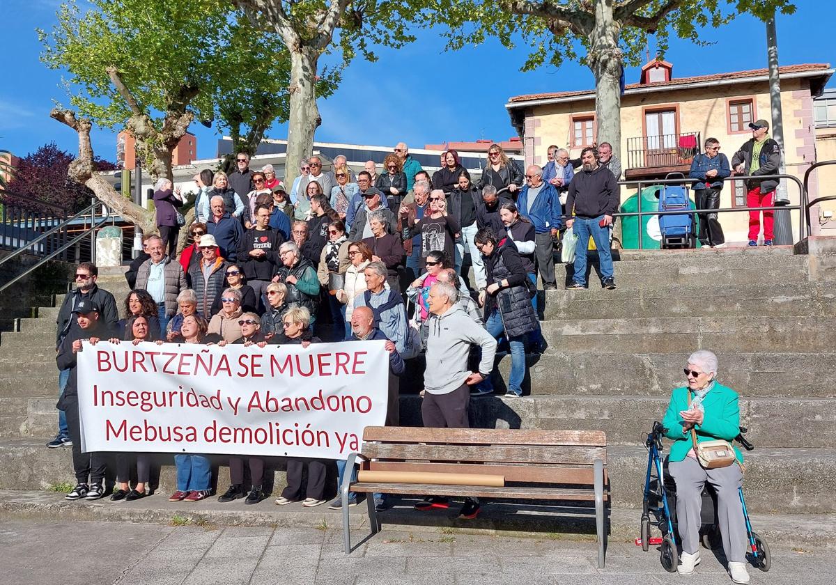 «Barakaldo ha convertido Burtzeña en un gueto, estamos abandonados»