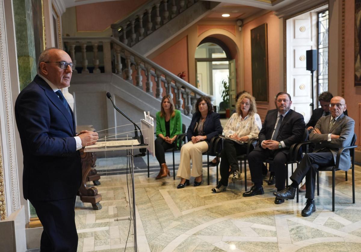 Álava abrirá «en pocos días» una 'Oficina de Defensa Arancelaria' para empresas lastradas por la guerra comercial