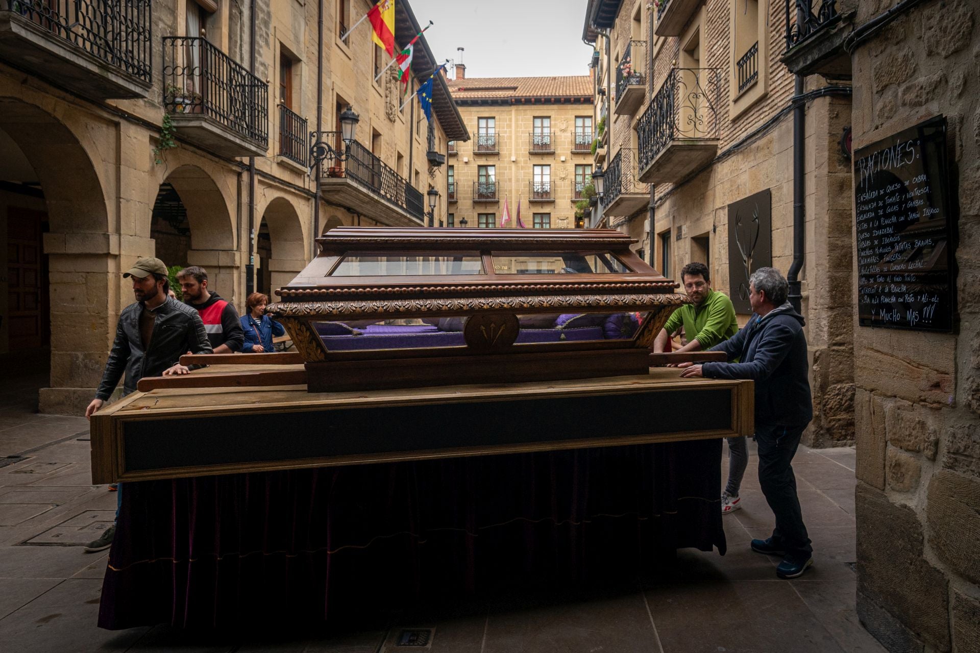 Del Cristo descendido a los Judas en llamas