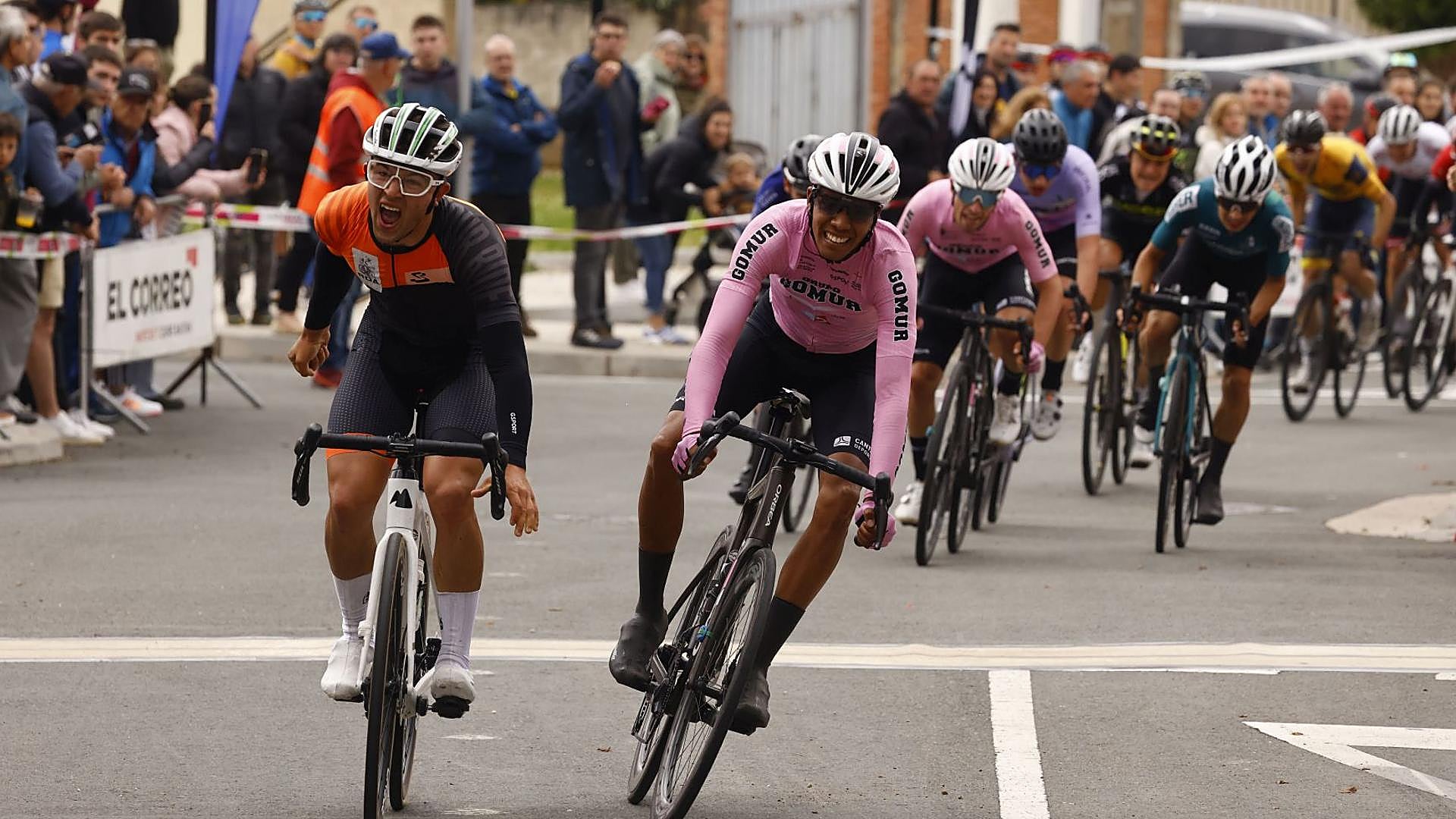 Gatzaga Wins Eusebio Vélez Trophy After 30 Years