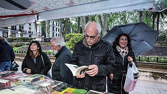 El Día del Libro se muda a La Naja antes de arraigar en El Arenal