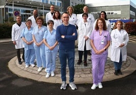 Personal de la unidad de terapias avanzadas, hematología, oncología o enfermería del hospital.
