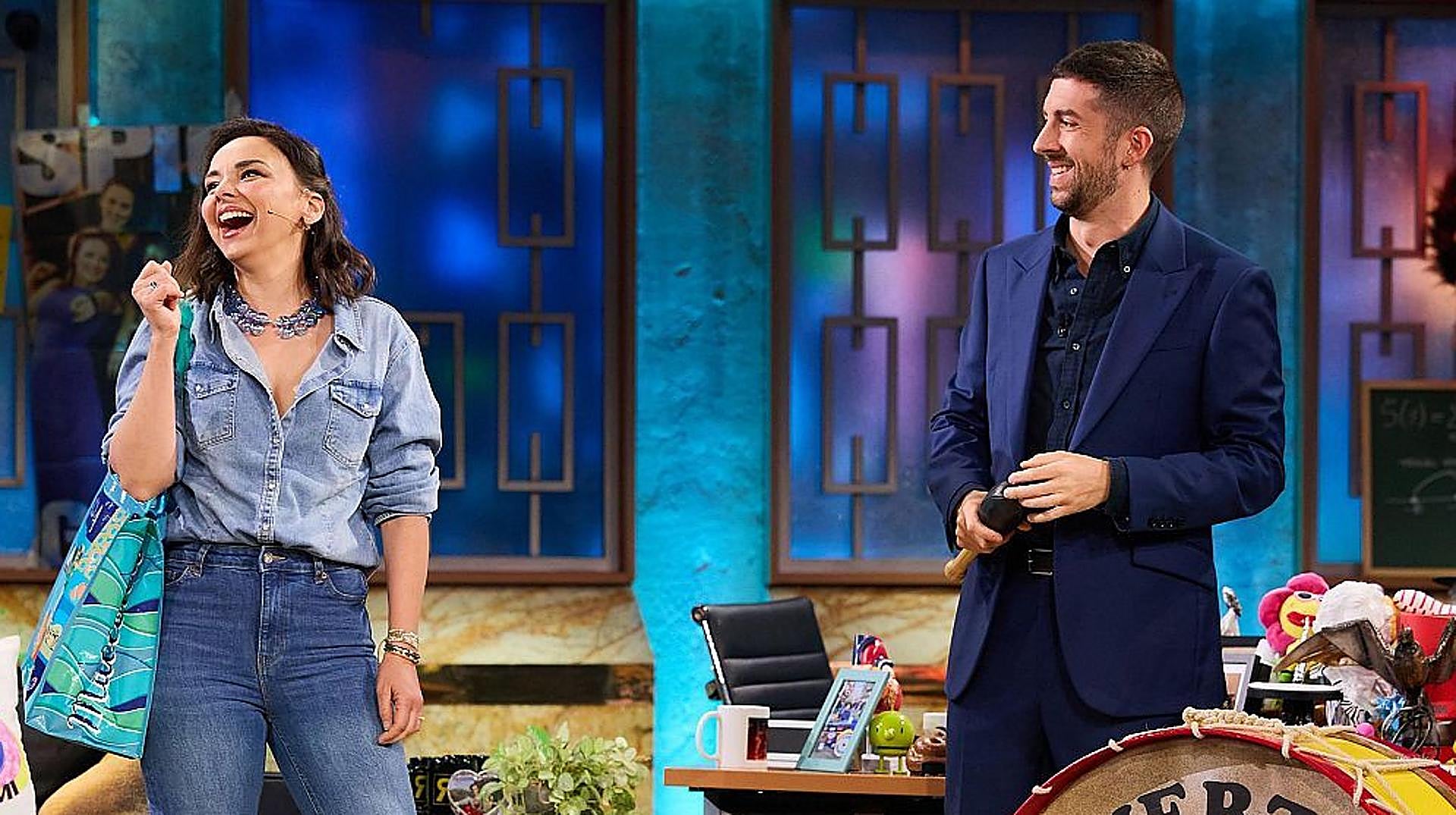 Chenoa desvela su extraña conversación con el rey Felipe VI en 'La Revuelta'  | El Correo