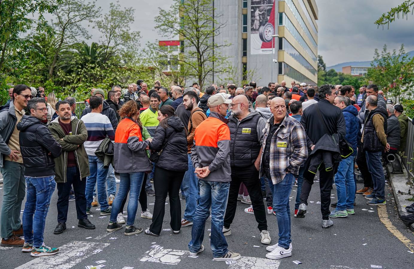La concentración de los trabajadores de Bridgestone, en imágenes