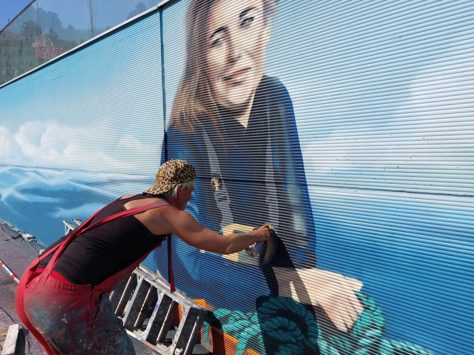 «Me gustaría que los ondarreses se vean identificados en el nuevo mural»