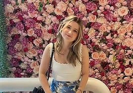 Muere a los 21 años Dominique McShain, influencer que visibilizó su cáncer de colon en redes sociales