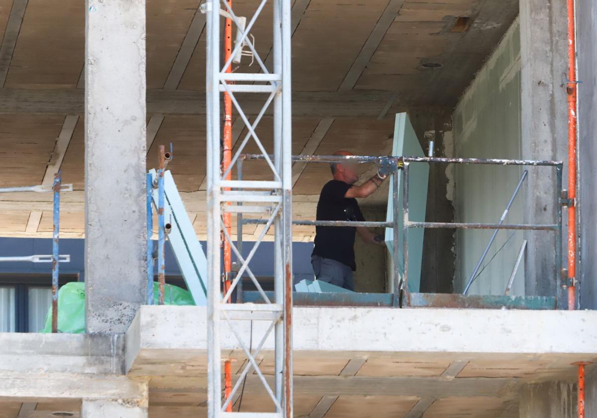 Los accidentes laborales aumentan en construcción y agricultura en Miranda en el último año