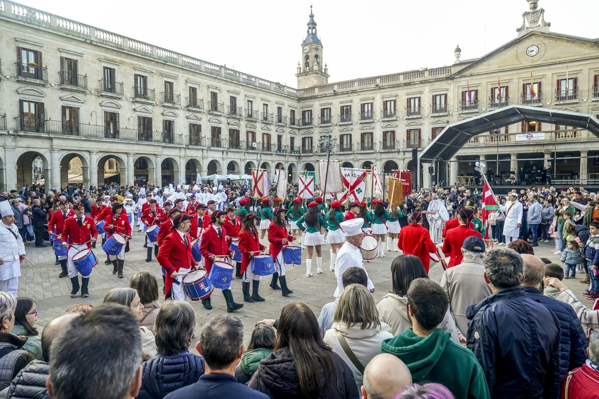 Las mejores imágenes de la Tamborrada vespertina