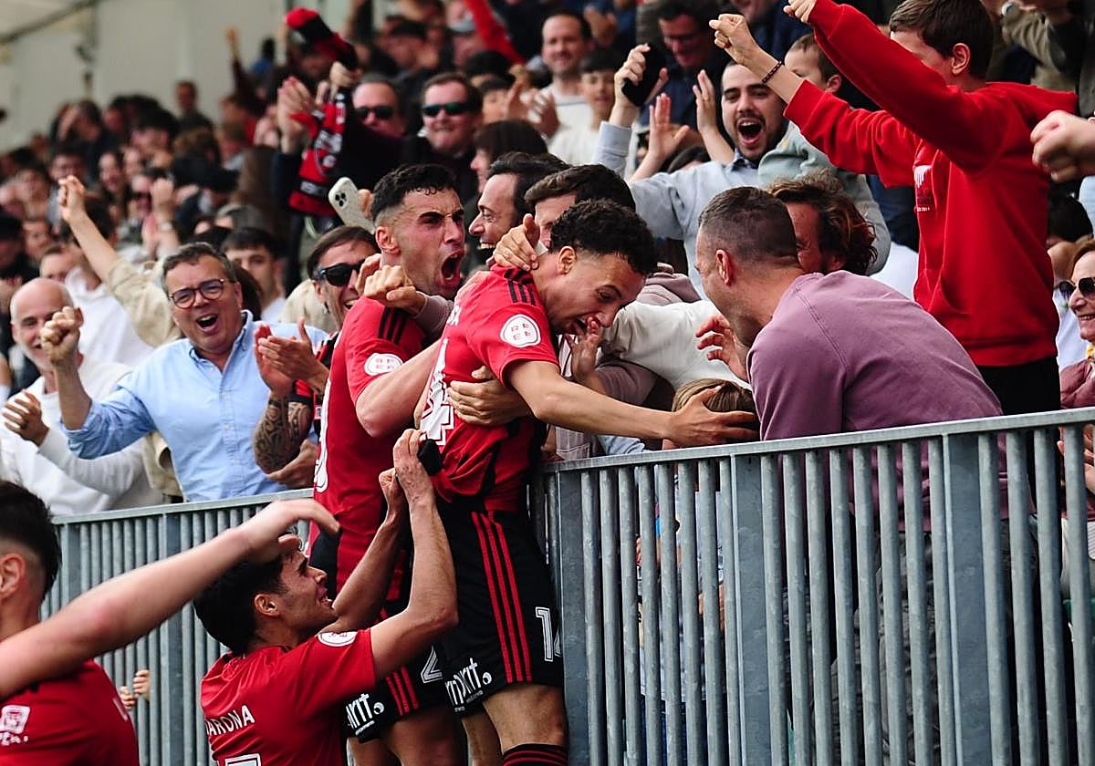 El Arenas remonta y está a un solo punto del ascenso