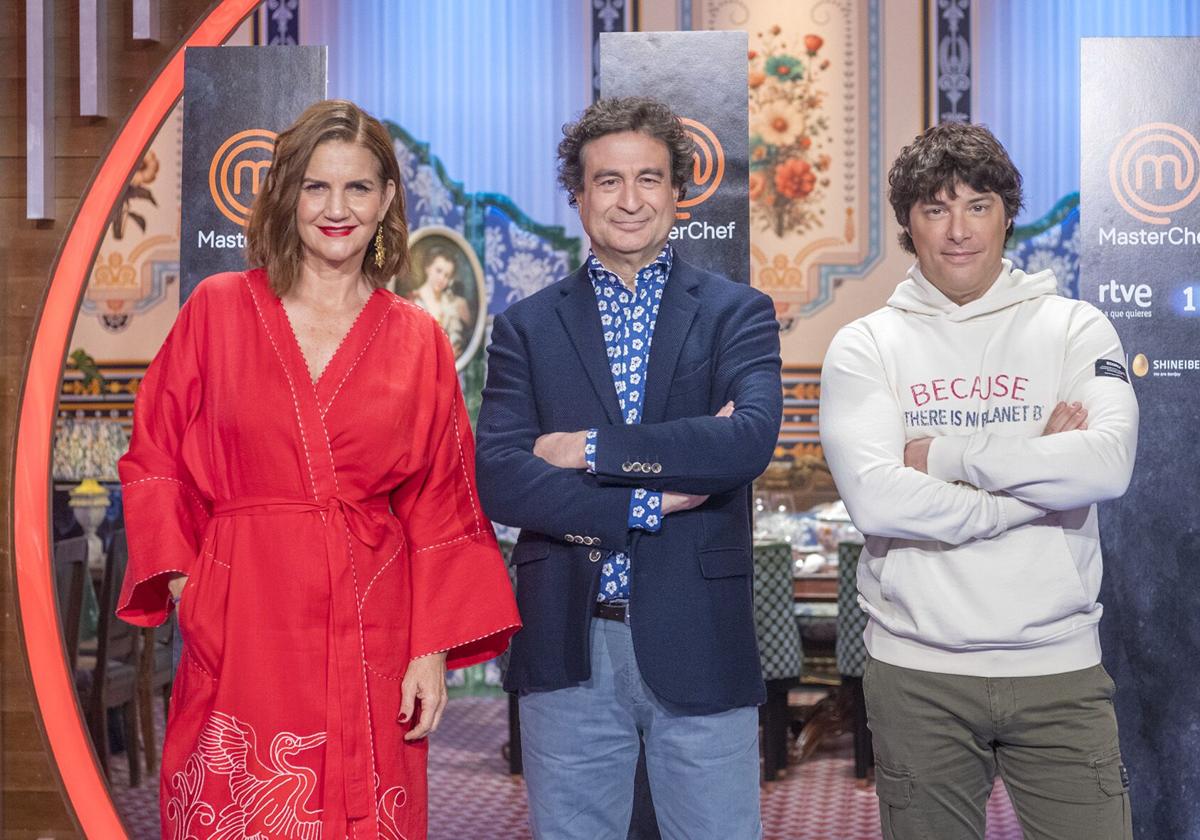 Un actor, un exfutbolista, una cantante... TVE desvela los primeros famosos que participarán en 'MasterChef Celebrity 10'