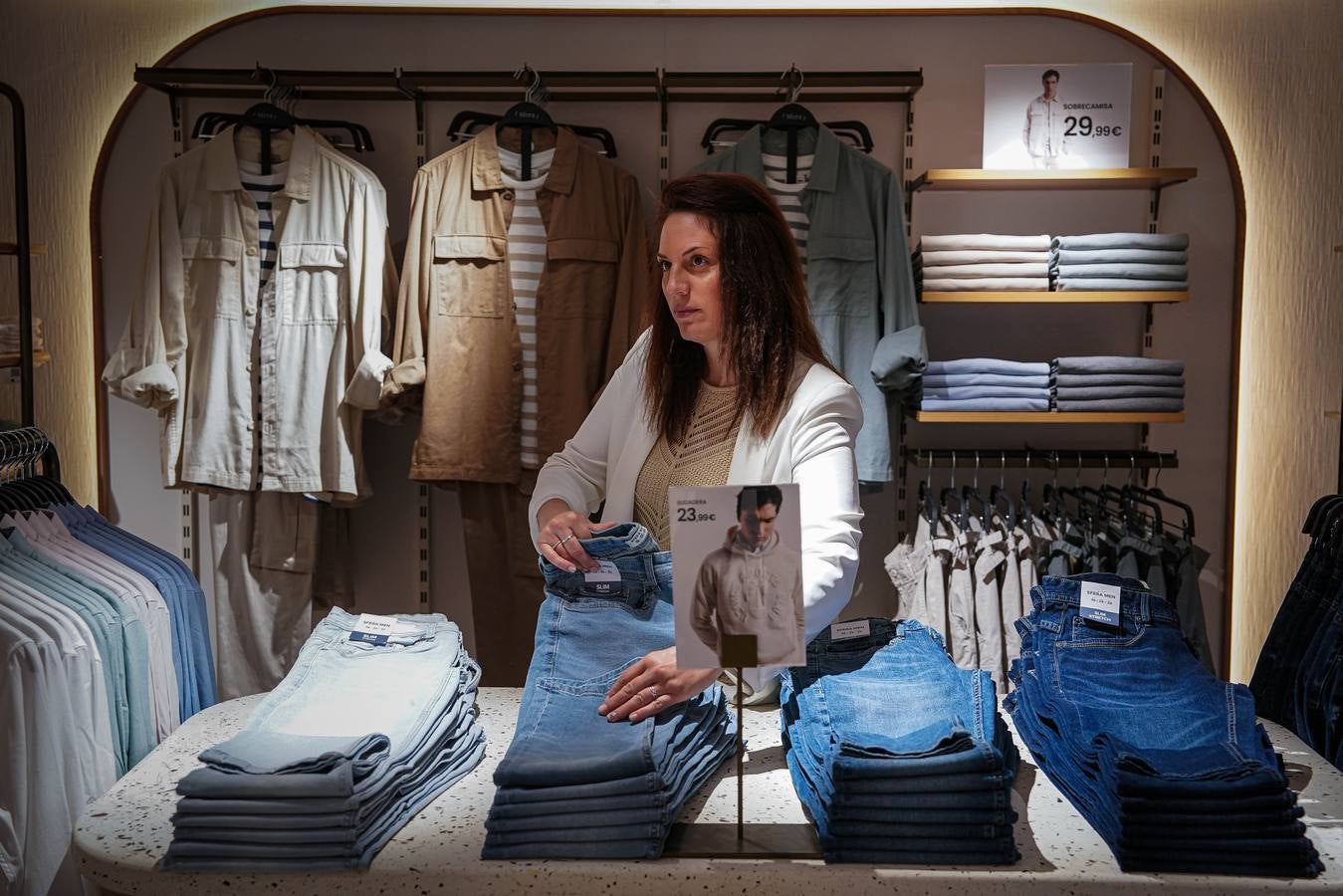 Sfera reabre su tienda en la Plaza Moyúa de Bilbao