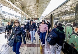 Los trenes empezaron este martes a recuperar la normalidad.