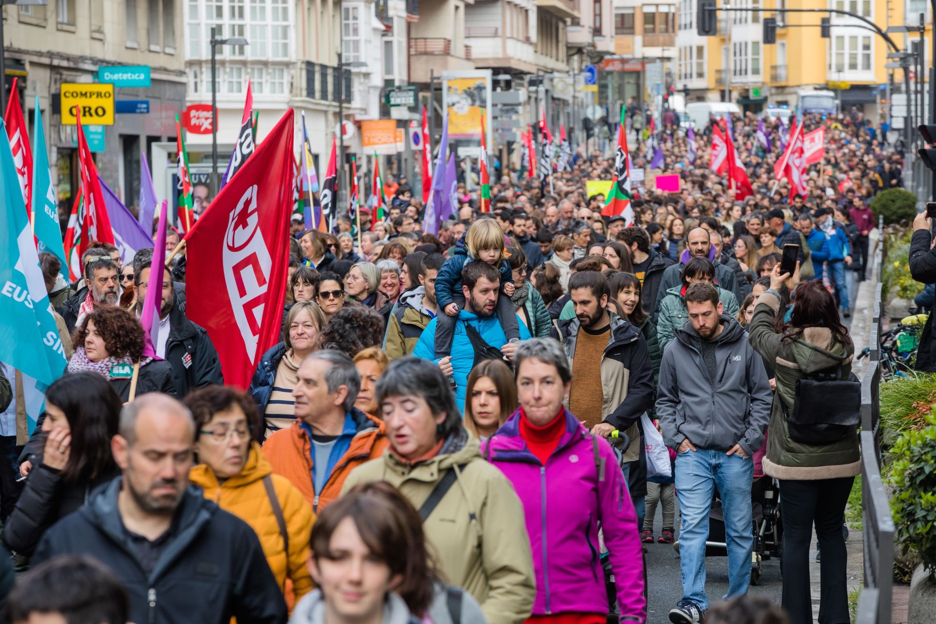 Los afectados por los despidos colectivos crecen en el último año más de un 60% en Euskadi