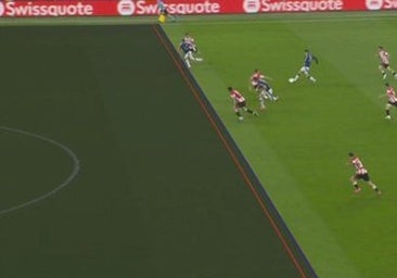 El gol anulado al United por fuera de juego en el minuto 4