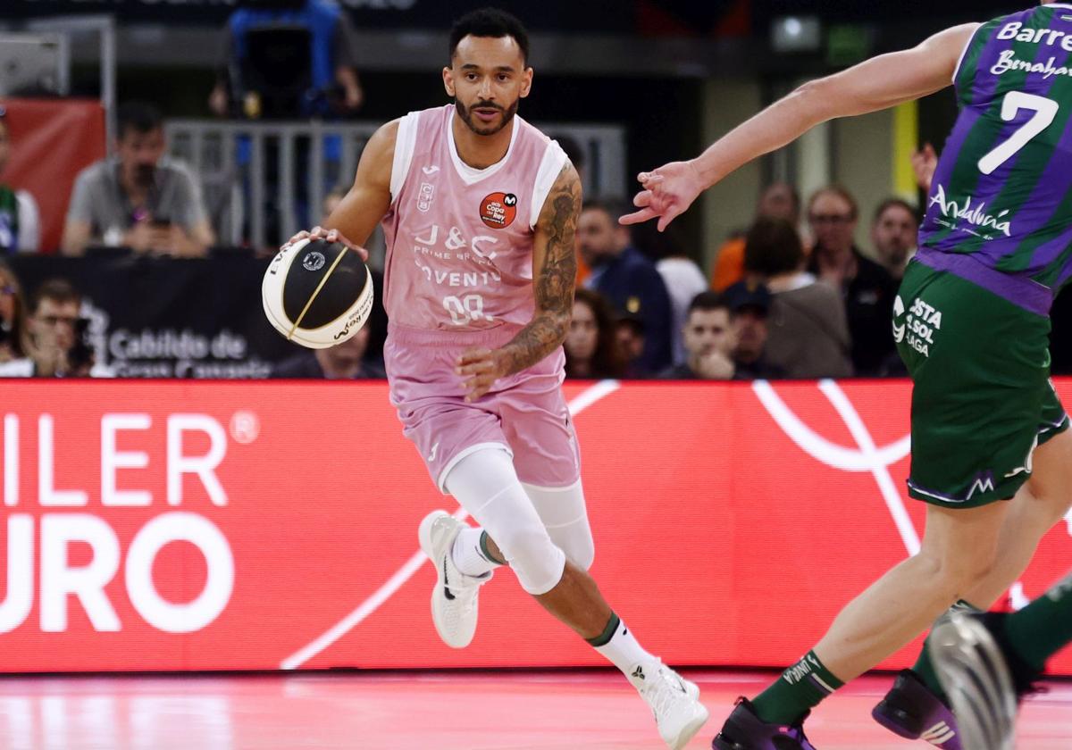 «El título del Bilbao Basket me pone muy contento por Ponsarnau»
