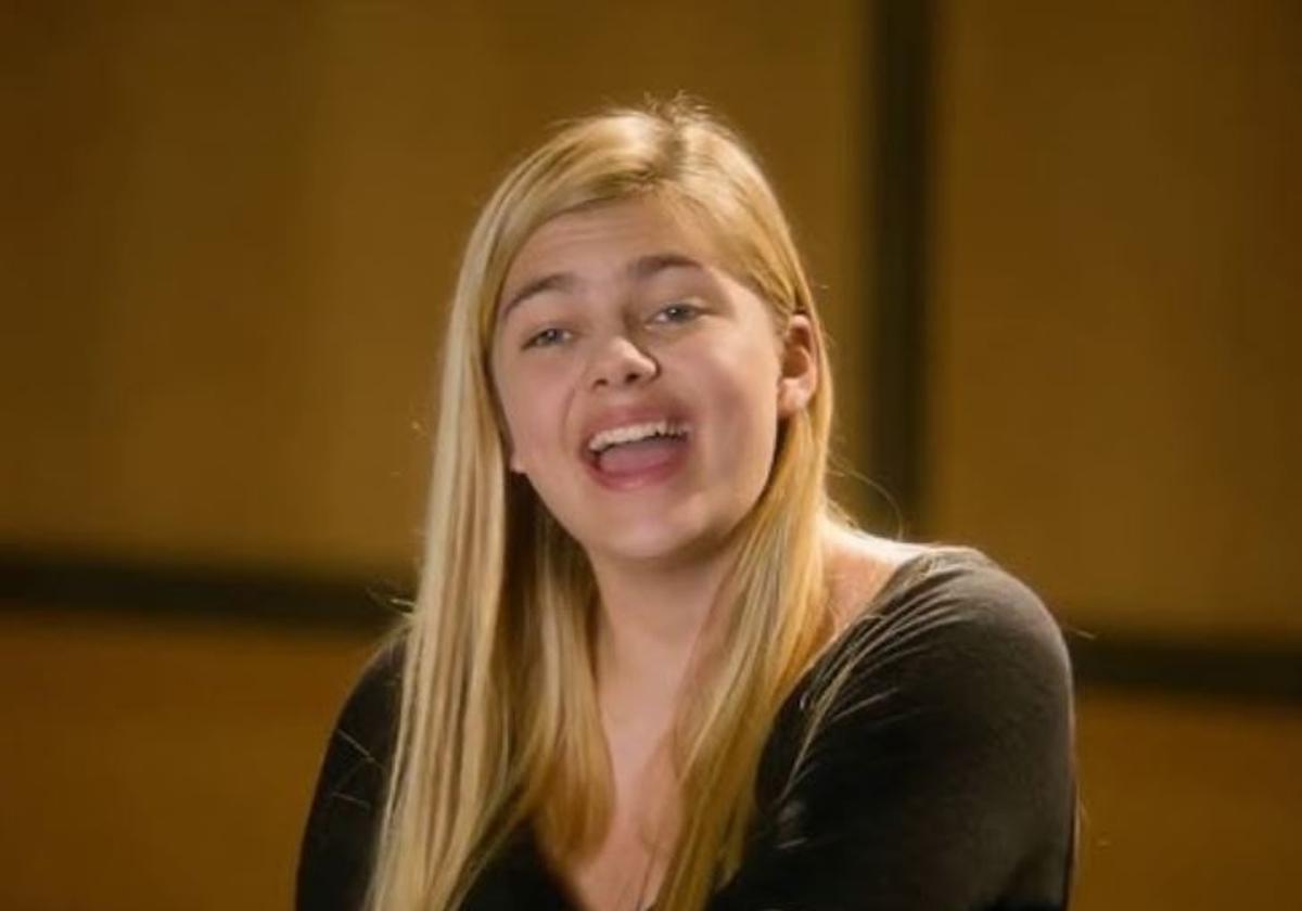 La gran apuesta de Francia para Eurovisión: una joven de 28 años que triunfa como cantante y actriz