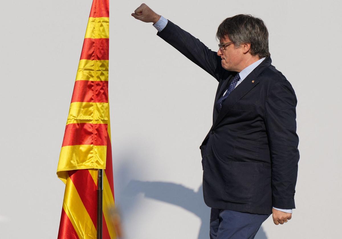 El peor escenario para Sánchez: Puigdemont baja su pulgar y rechaza la opa de BBVA al Sabadell