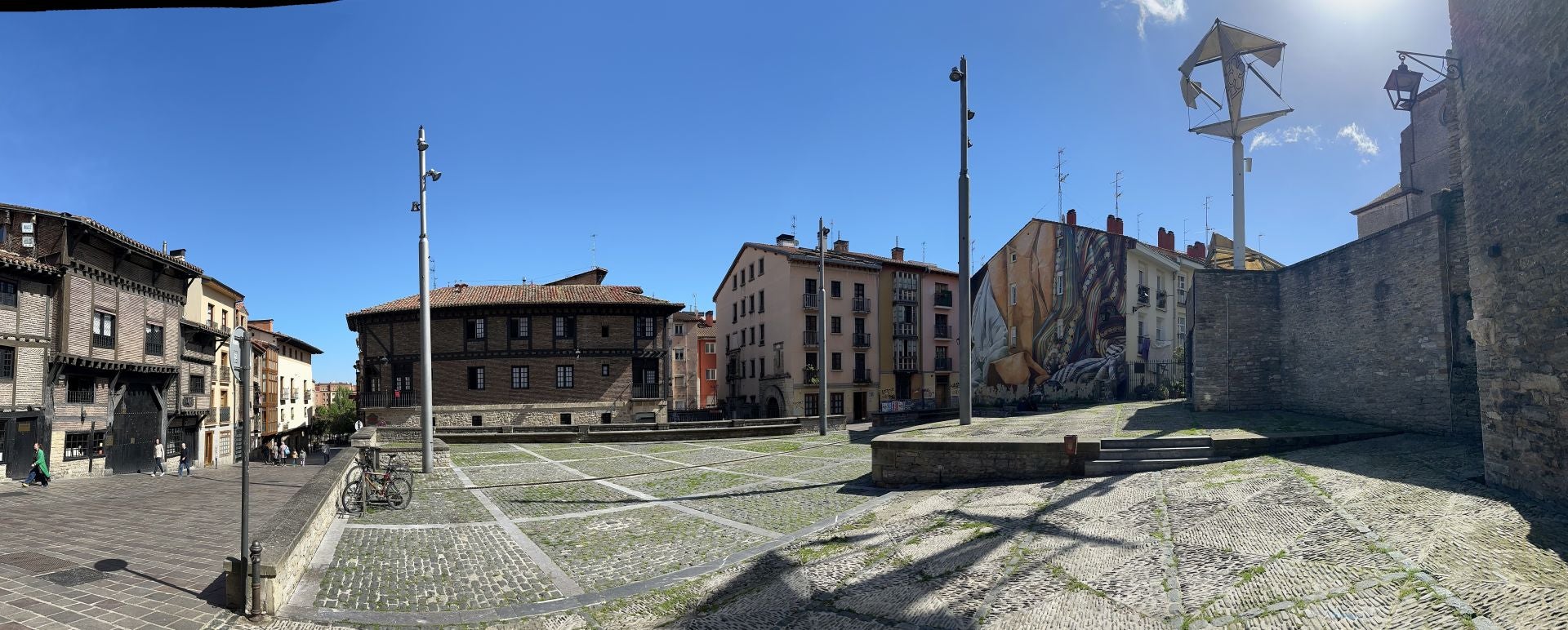 Vitoria plantea rediseñar las plazas de la Burullería y Escoriaza-Esquível