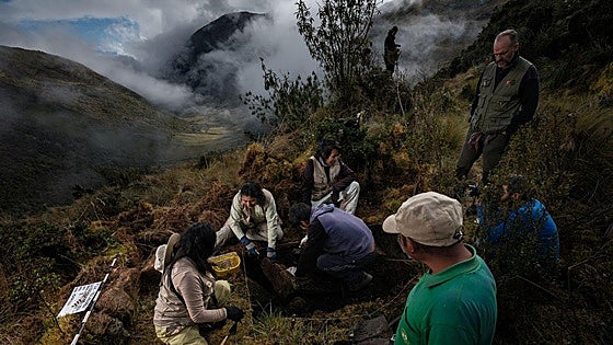 Un explorador vitoriano en busca de las últimas minas de los incas