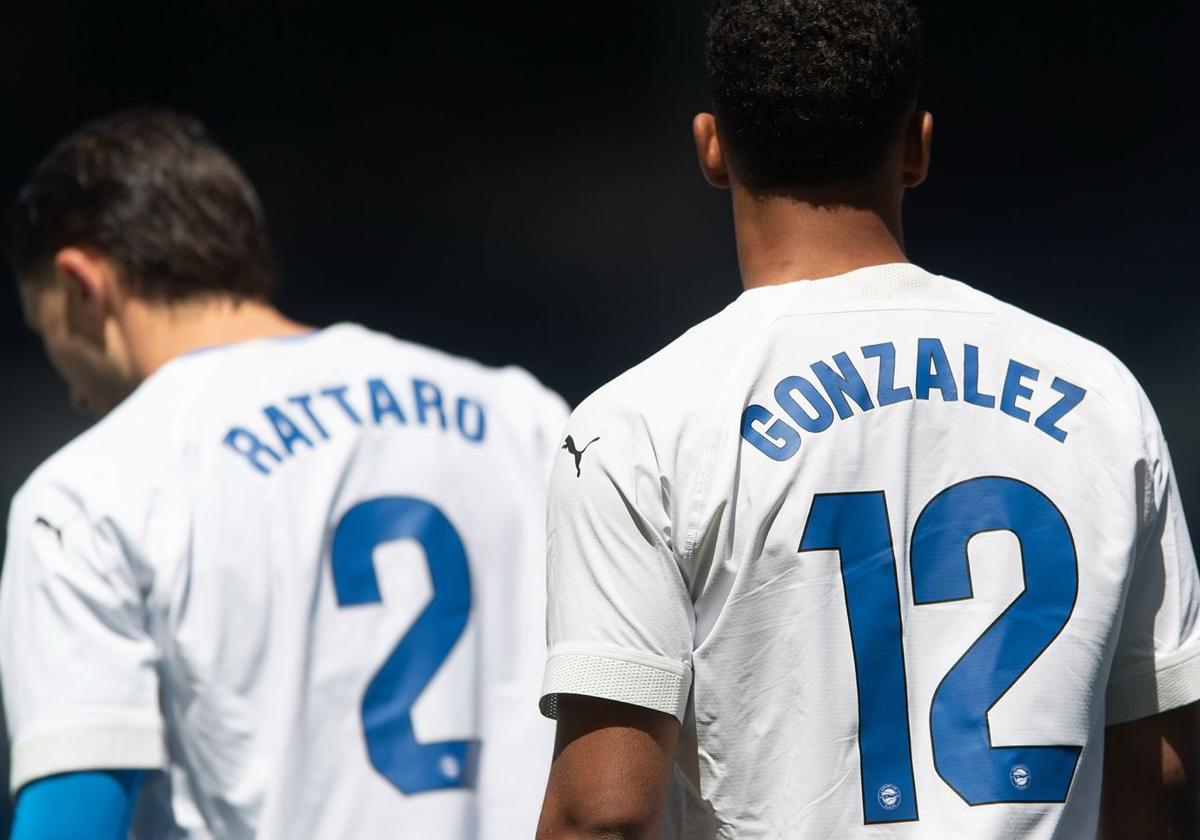 Salvá, Lajo, Moreno... los nuevos apellidos del Alavés por el Día de la Madre