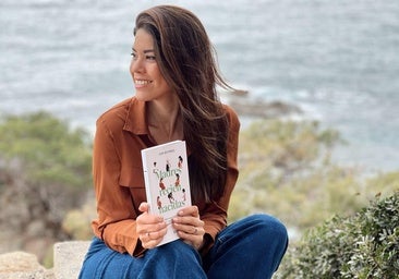 Alba Gutiérrez busca con su primer libro acompañar a las madres recientes.