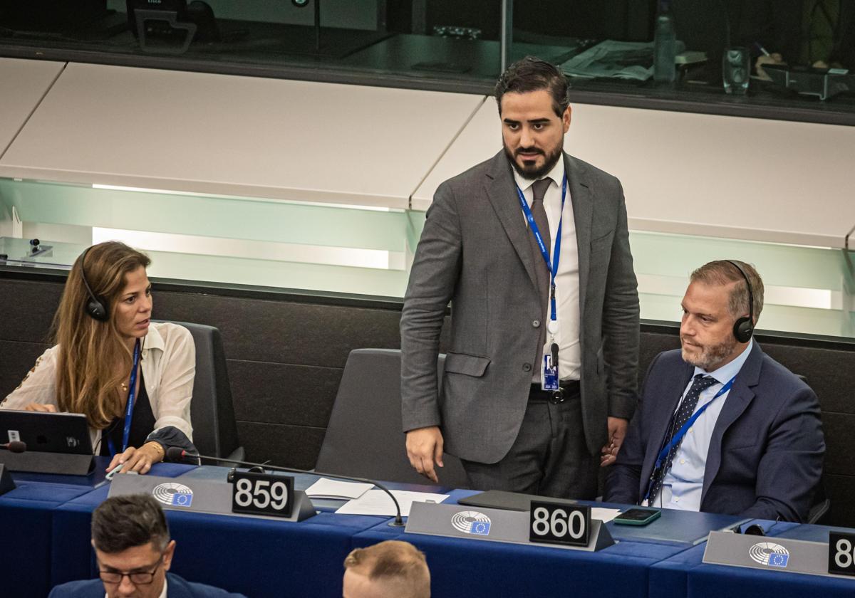 Los otros dos eurodiputados de Alvise abandonan el grupo y le acusan de amenazas