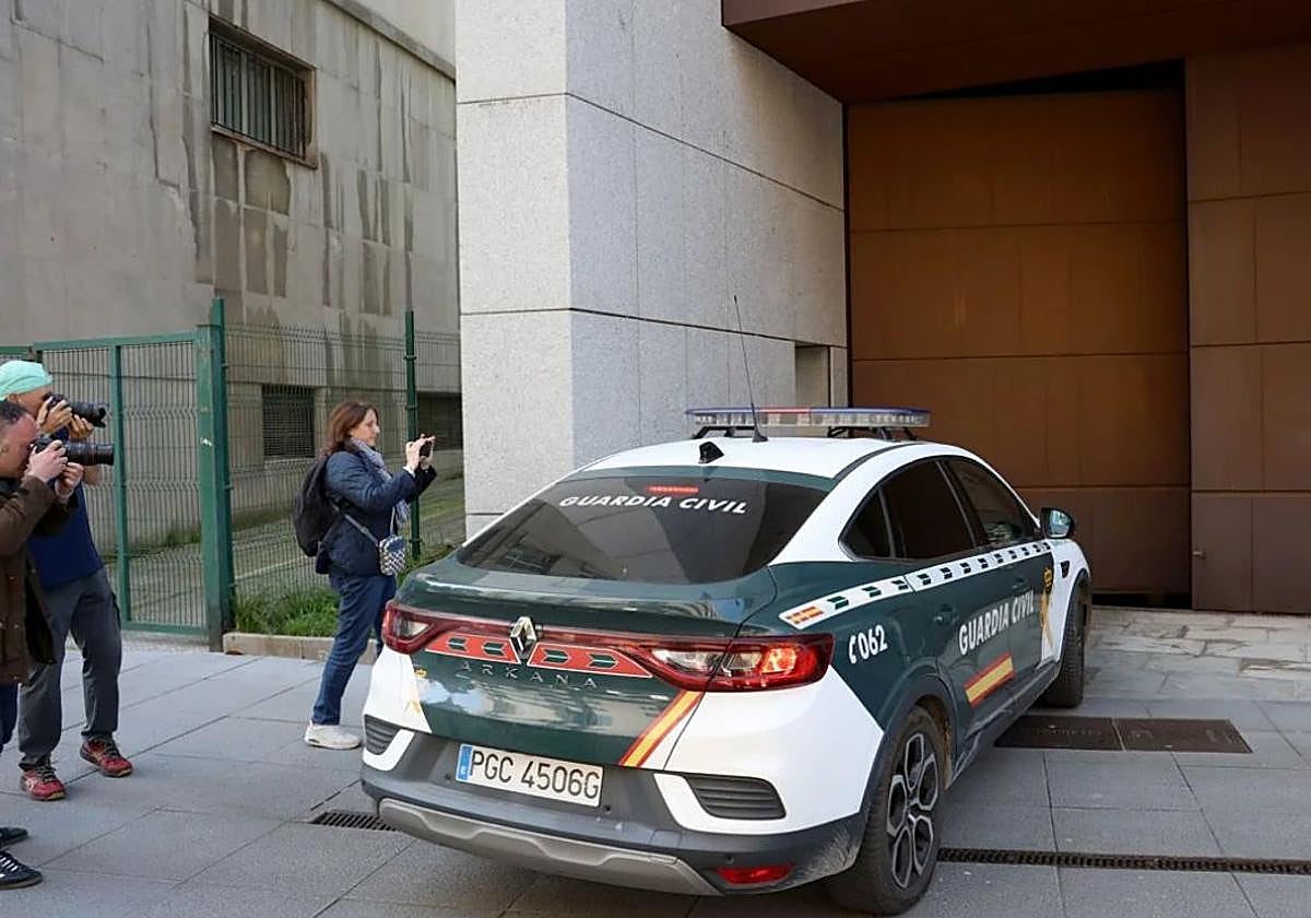 La Guardia Civil trasladó al matrimonio detenido a los juzgados la pasada semana.