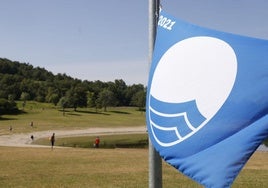 La bandera azul volverá a ondear en Garaio.