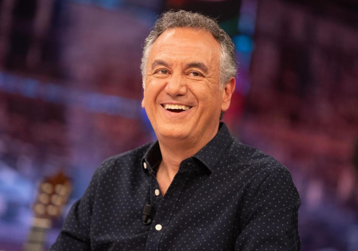 Roberto Brasero, el hombre del tiempo de Antena 3, señala a los conspiranoicos: «Lo de que nos fumigan los aviones...»