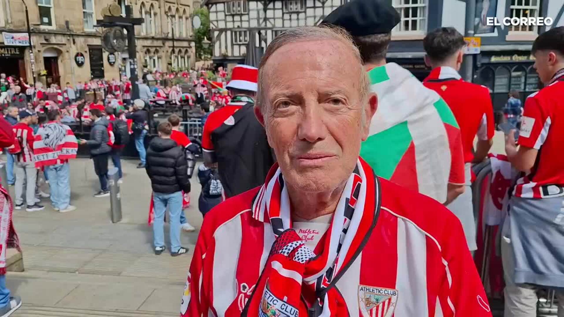 El veterano aficionado que se ha recorrido Europa con el Athletic. “Ya pienso en los viajes de Champions”