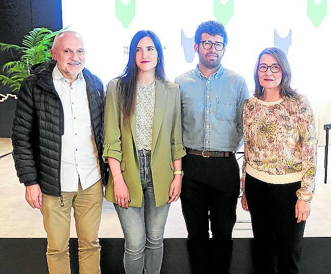 Jon Zárate, Iranzu Calvo, Sergio Albarrán y Viki Fernández. 