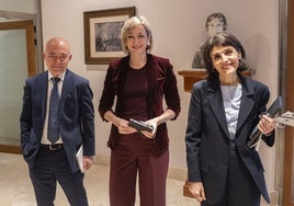 Los consejeros Juan Ignacio Pérez Iglesias, Maria Ubarretxena y Nerea Melgosa, todos del sector del PNV.