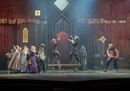 Un instante del musical que adapta la épica novela de Ken Follett y que se representa estos meses en el Teatro EDP de Madrid.