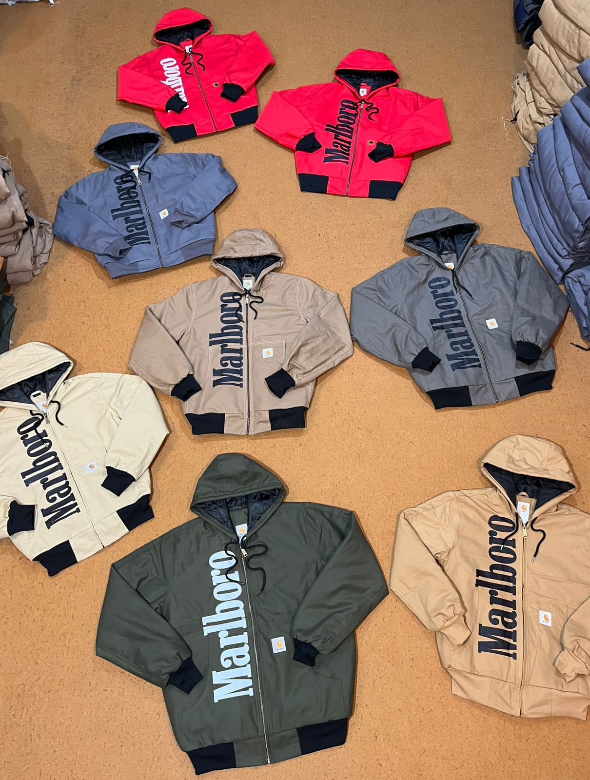 La tienda efímera de Bilbao con ropa de Lacoste, Nike, Adidas, Carhartt o Levi&#039;s a tan solo 9 euros