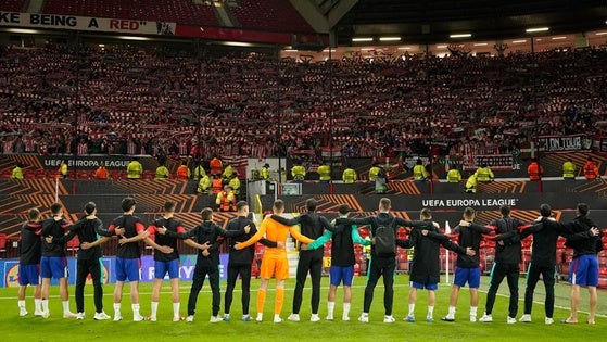 Yo fui uno de los 4.000 «locos» de Old Trafford y lo que viví me puso la piel de gallina