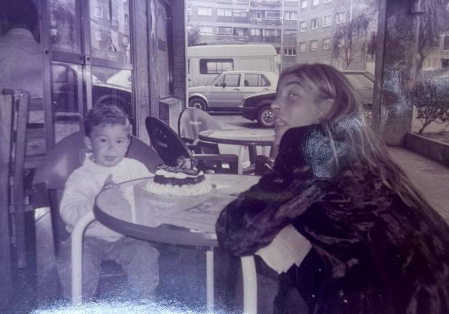 Ager y su madre, Idoia, dueños de La Señora, en una imagen antigua.