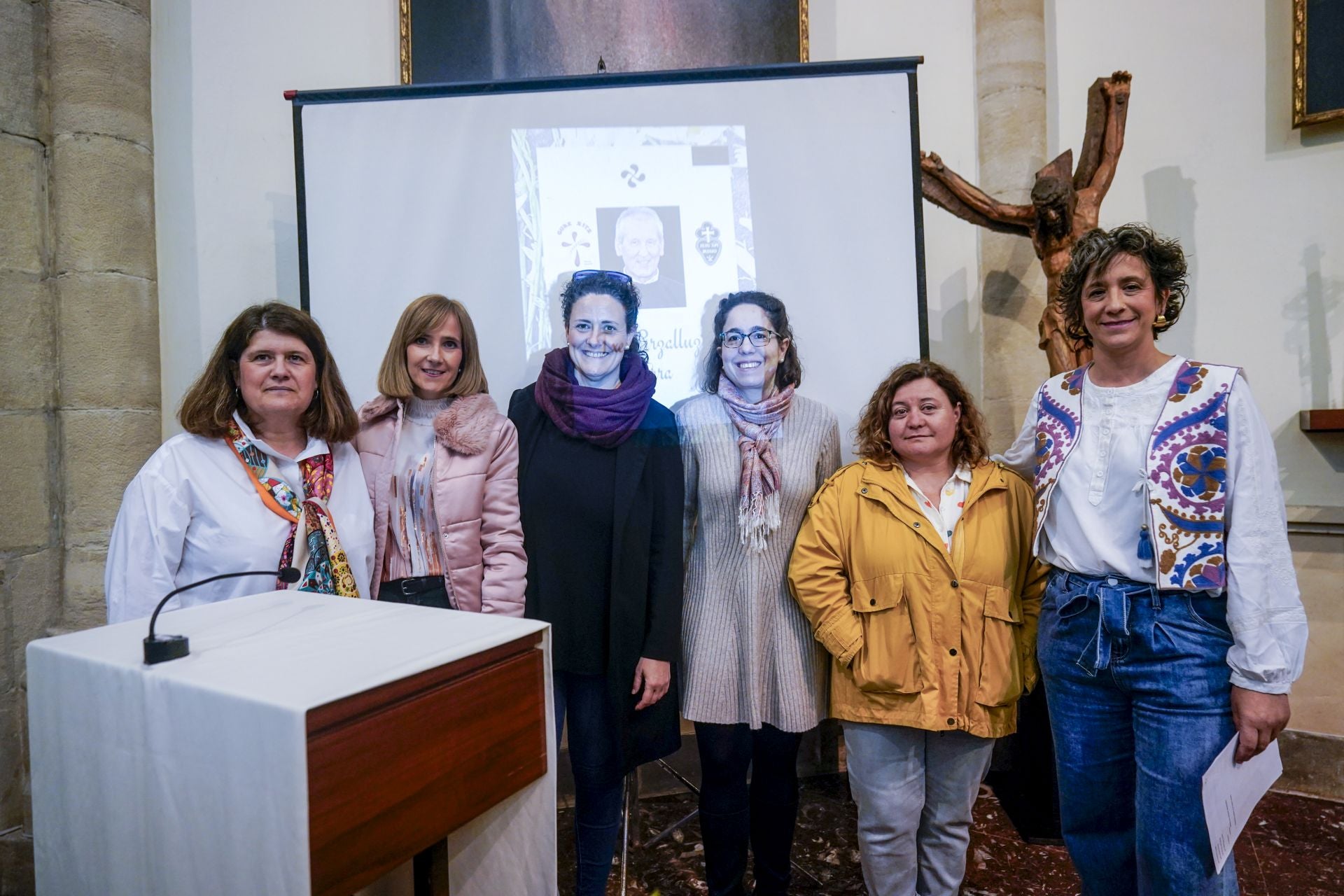 Natalia Díaz, Muskoa Sánchez, Mirentxu Díaz, Ana Sáez, Idoia Tobillas y Zuriñe López de Armentia.