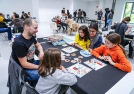 Las familias acapararon el grueso de las mesas del Palacio Europa.